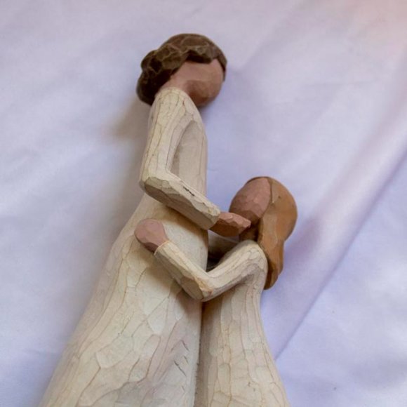 Willow Tree Figurine - Mother and Daughter - 2000 - Picture 3 of 5